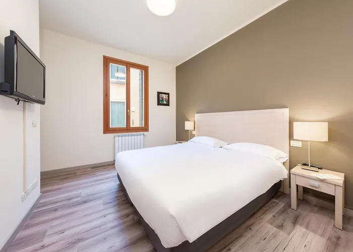 Casanova Ai Tolentini 3* Venise